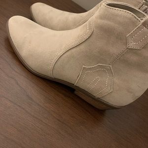 Tan suede booties, never worn, no box